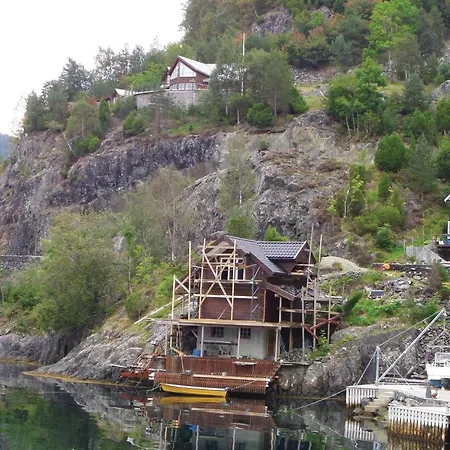 Three-bedroom Holiday In Markhus
